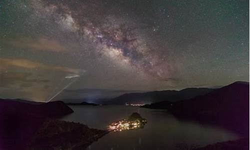 耿耿星河欲曙天_耿耿星河欲曙天是什么意思